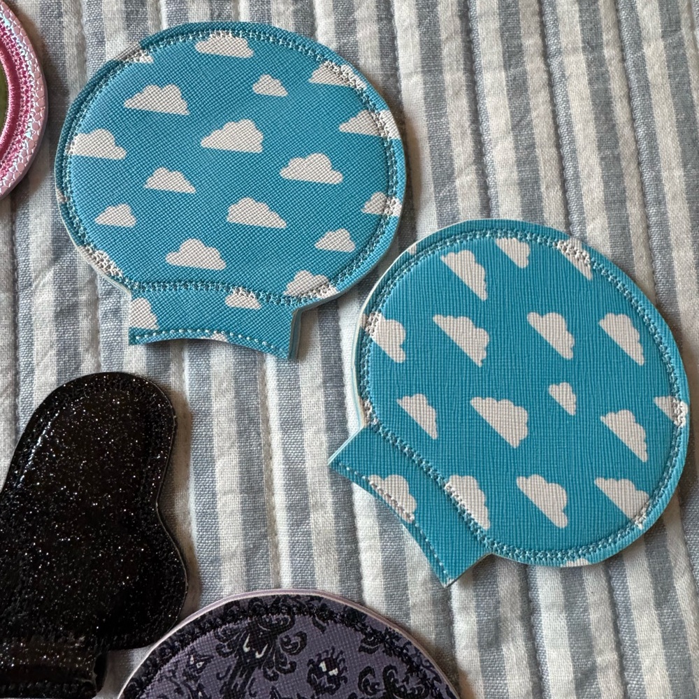 Vinyl Detachable Minnie Ears - all pieces shown included - Picture 5 of 6